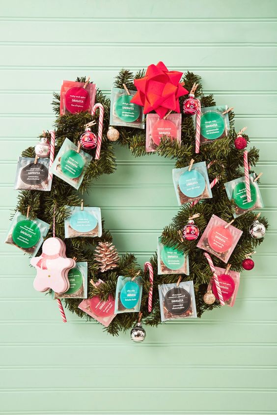 Tea lovers rejoice! We've made the perfect DIY wreath for you. Jazz up your holiday decor with your favourite tea sachets and tea-filled ornaments with wooden pins. Make it your own by adding candy canes, bows and ornaments.